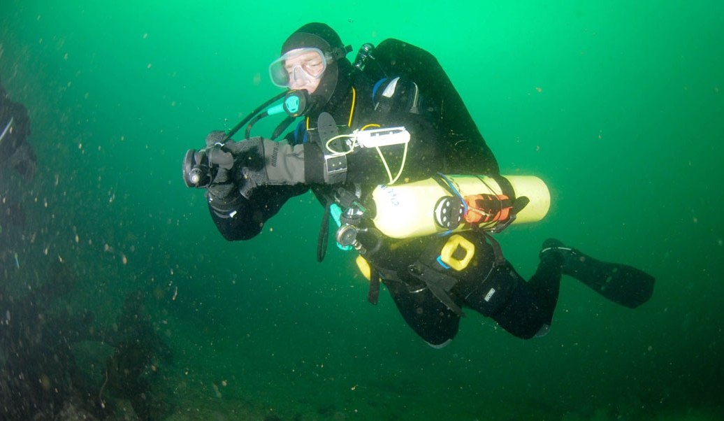 Cillian Gray on a Tec 40 Dive